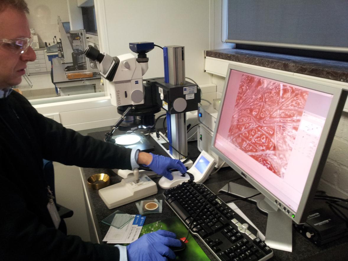 Donaldson’s state-of-the-art facilities help diagnose fuel contamination.