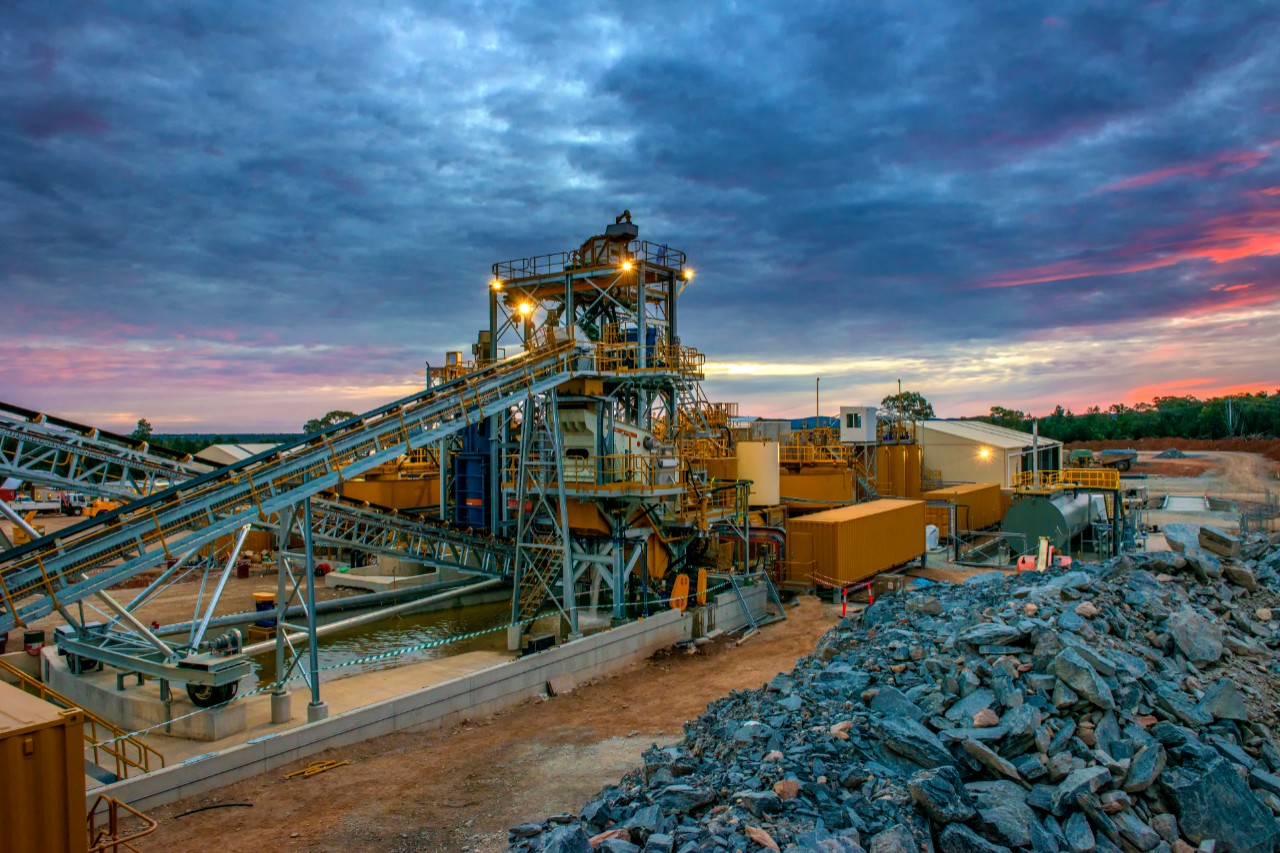 Large Infrastructure for Mining Gold